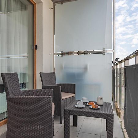 Apartamenty Osiedle Bursztynowe III By Noclegi Renters Колобжег Екстериор снимка